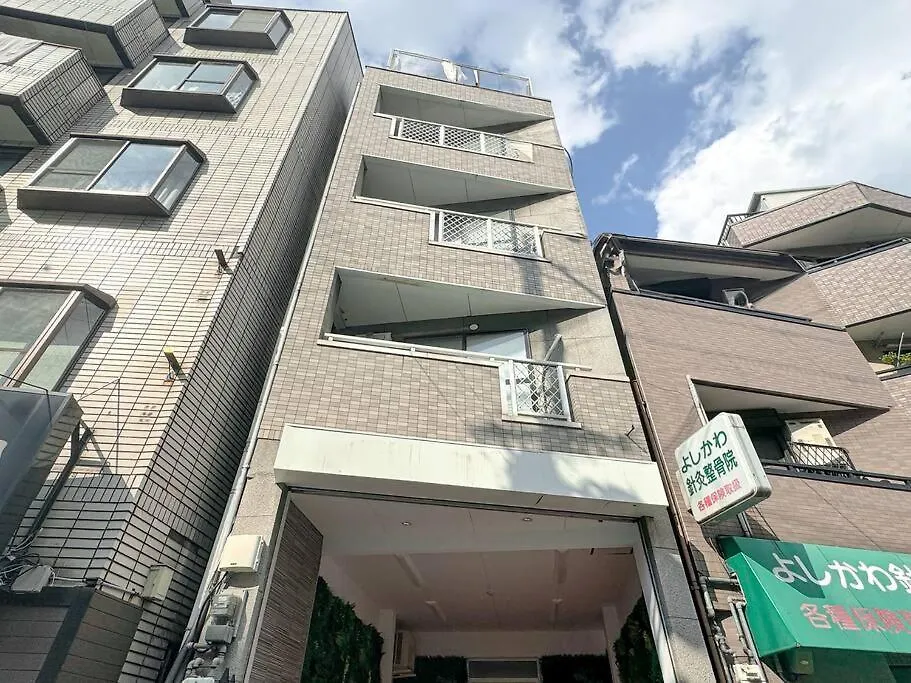 R 新大阪 Fuji サウナ付きの５ldk　3つのお風呂でグループで楽しめます。 Villa 0*, Osaka